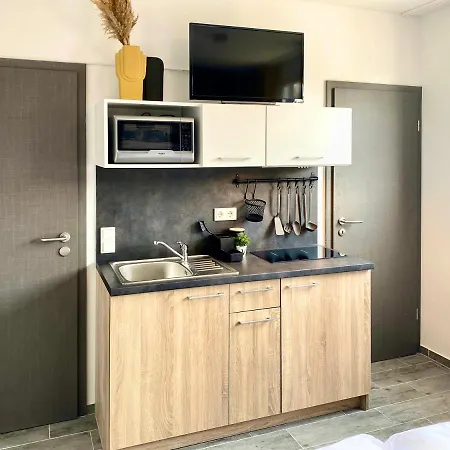 Dock 6 - בית אירוח