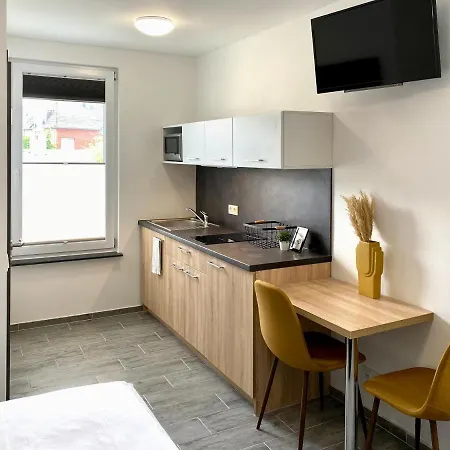 Dock 6 - בית אירוח