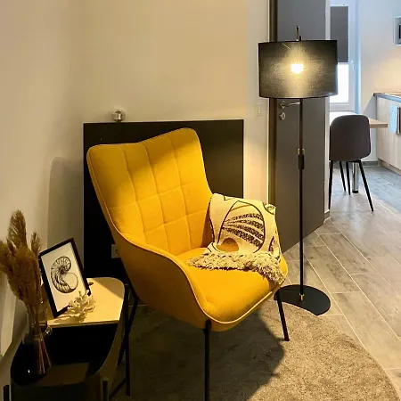 בית אירוח Dock 6 -